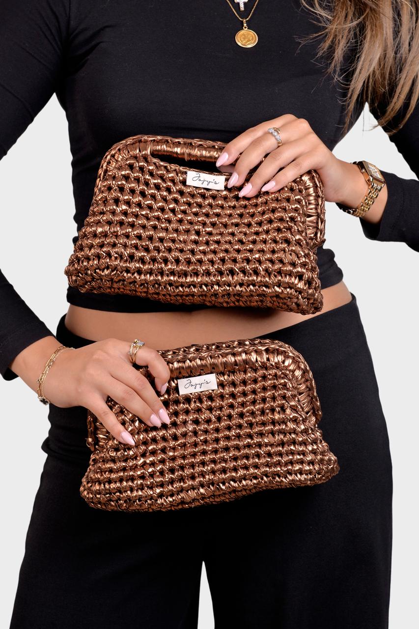 Metallic Clutch - Essentials