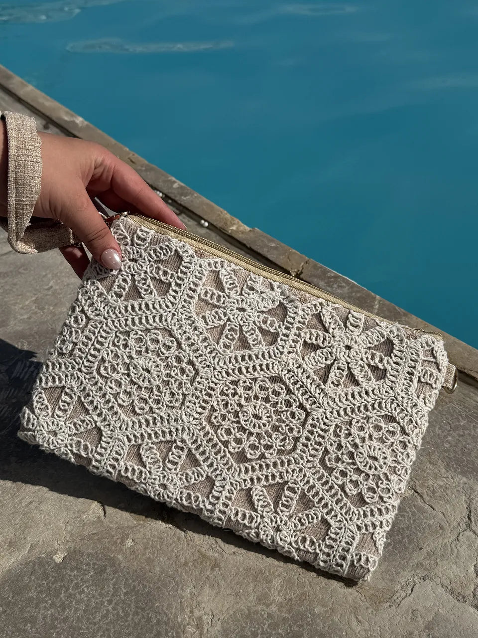 White Pouch